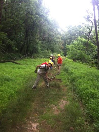 SCA Crew maintaining trails